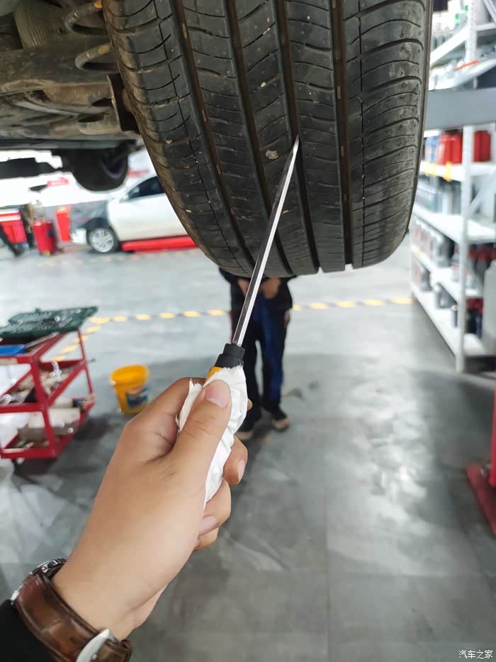 19领动底盘装甲作业