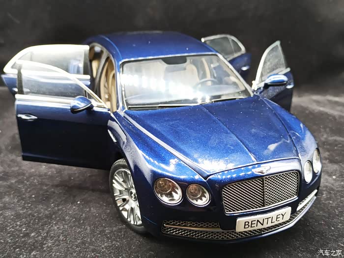 模型欣赏～宾利飞驰
