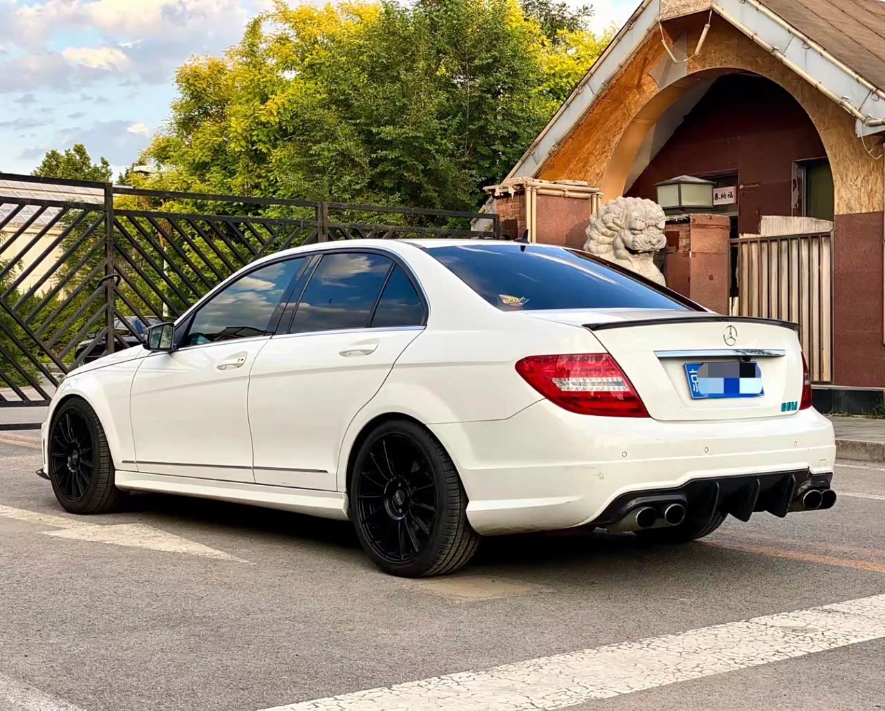 13年奔驰c260时尚版