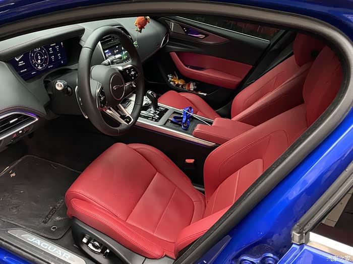 【图】蓝外红内 所有选装包提车贴_捷豹xe/xel论坛_汽车之家论坛