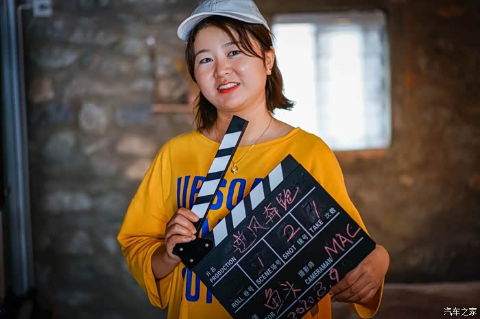 微电影《逆风奔跑》真实故事,车祸截肢10年从人生谷底到实现梦想