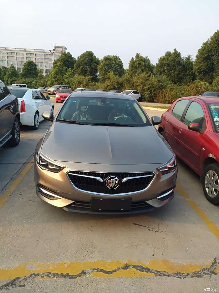 20t豪华亚麻金提车4天作业不吹不黑新车认证