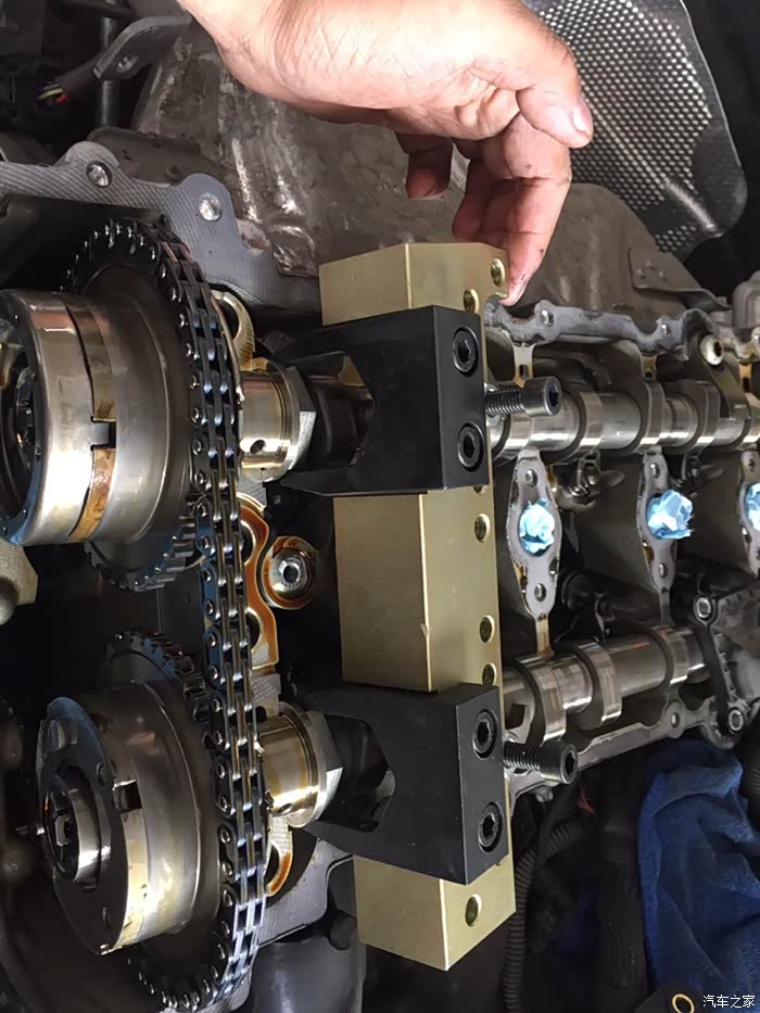 奔驰e200274发动机凸轮轴通病故障