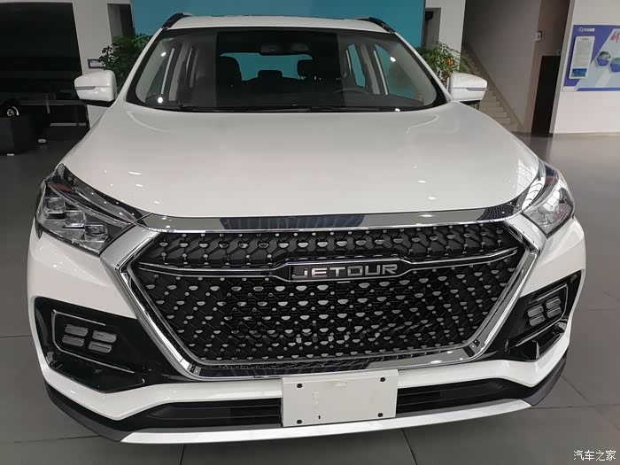 来看看奇瑞捷途x95近5米的车身配16t加7dct