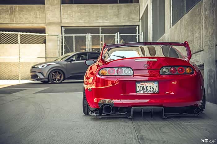 改装1993年红色丰田supramk4发烧友的经典收藏之作