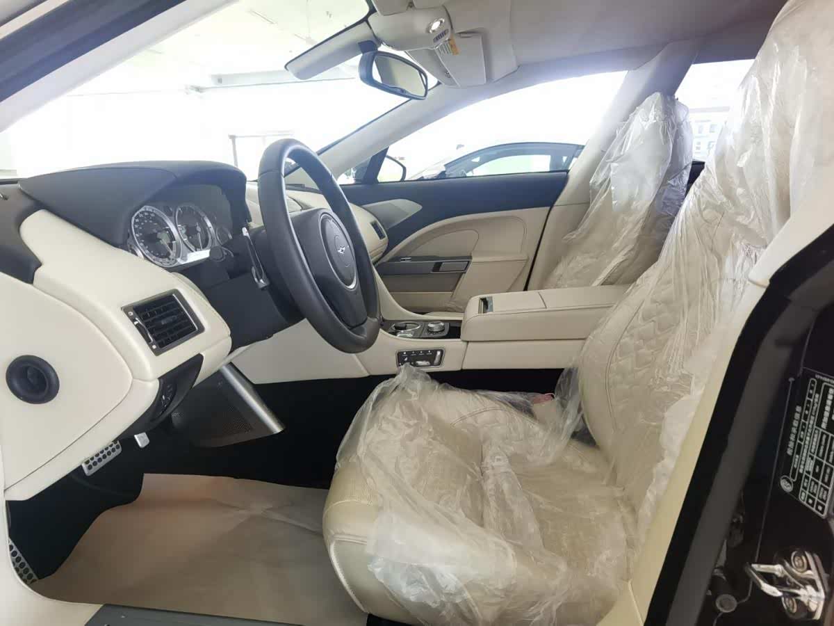 阿斯顿马丁拉共达taraf也内饰时尚漂亮功能强大