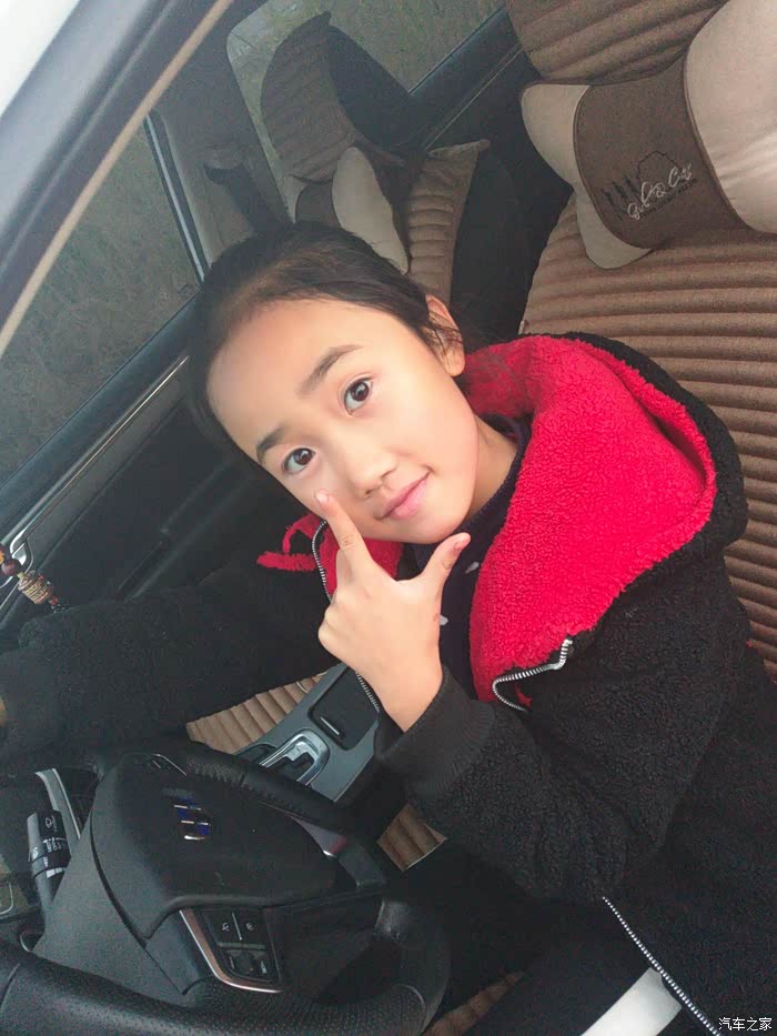 小侄女当车模帝豪gl为我们生活增添了色彩