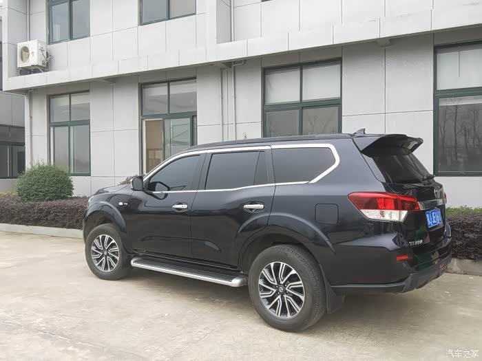 途达颜色的纠结黑色还是银色