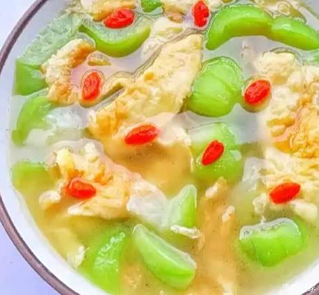 美味鸡蛋美味丝瓜汤