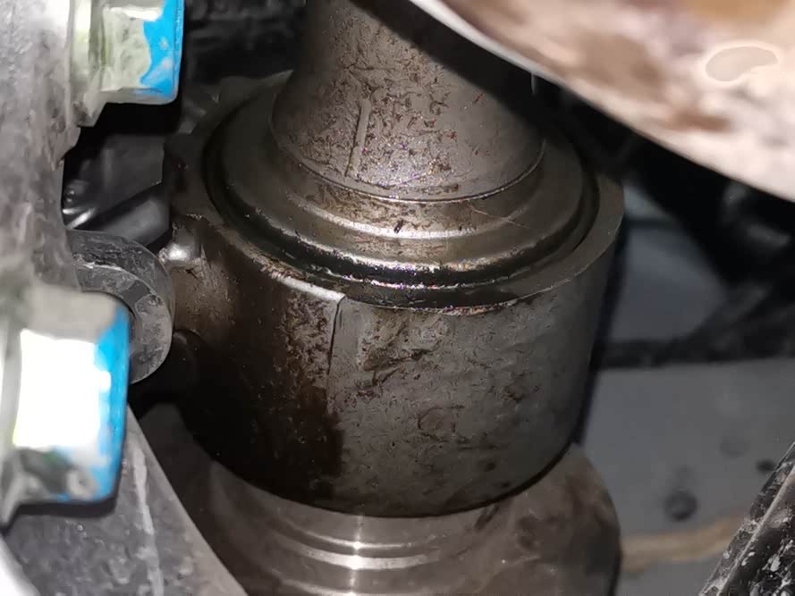 一万六千多公里半桥轴承漏油