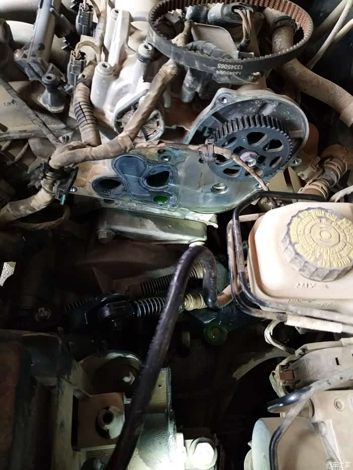 新捷达水泵漏防冻液自己动手更换