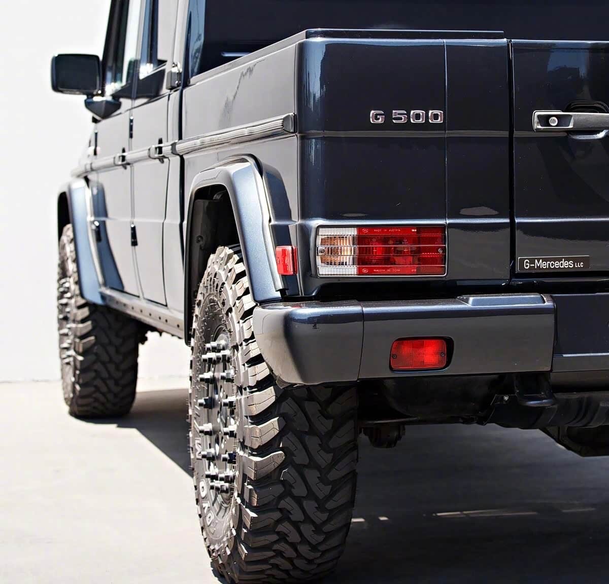 280 | 回复: 1 奔驰g级论坛 这奔驰g500皮卡版有点好看啊