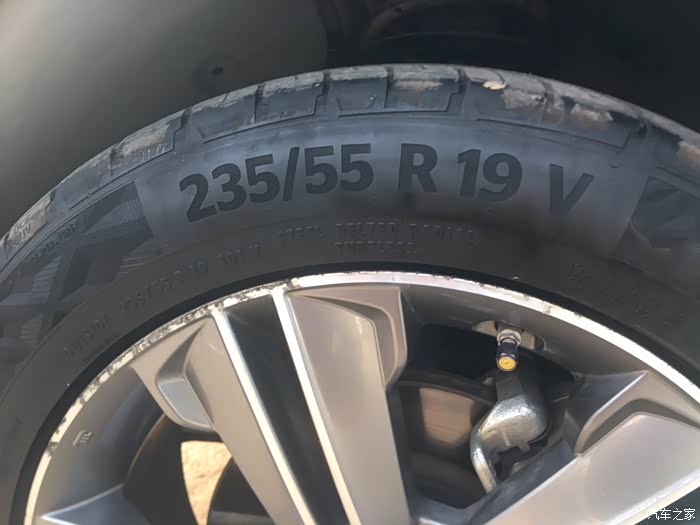 出售23555r19马牌防爆轮胎