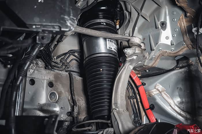 奥迪a7c7pa升级原厂空气悬架自动泊车fogiago碳纤维进气