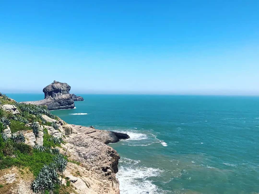 福建省福鼎市沙埕镇的台山列岛,是福建省离大陆最远的外岛