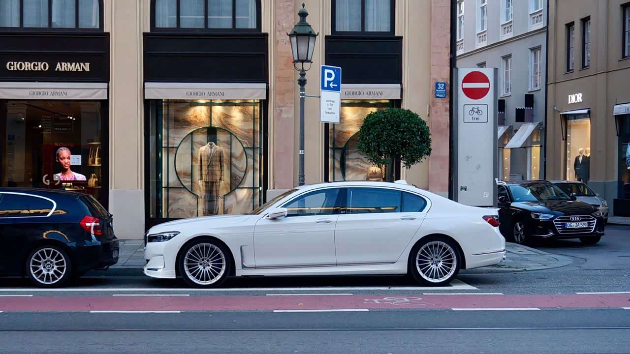 最新款的alpina b7,白色,实在是太帅了_宝马7系论坛_手机汽车之家