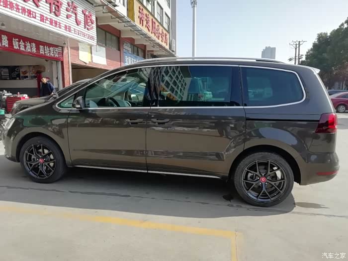 18款夏朗提车改装轮胎轮毂