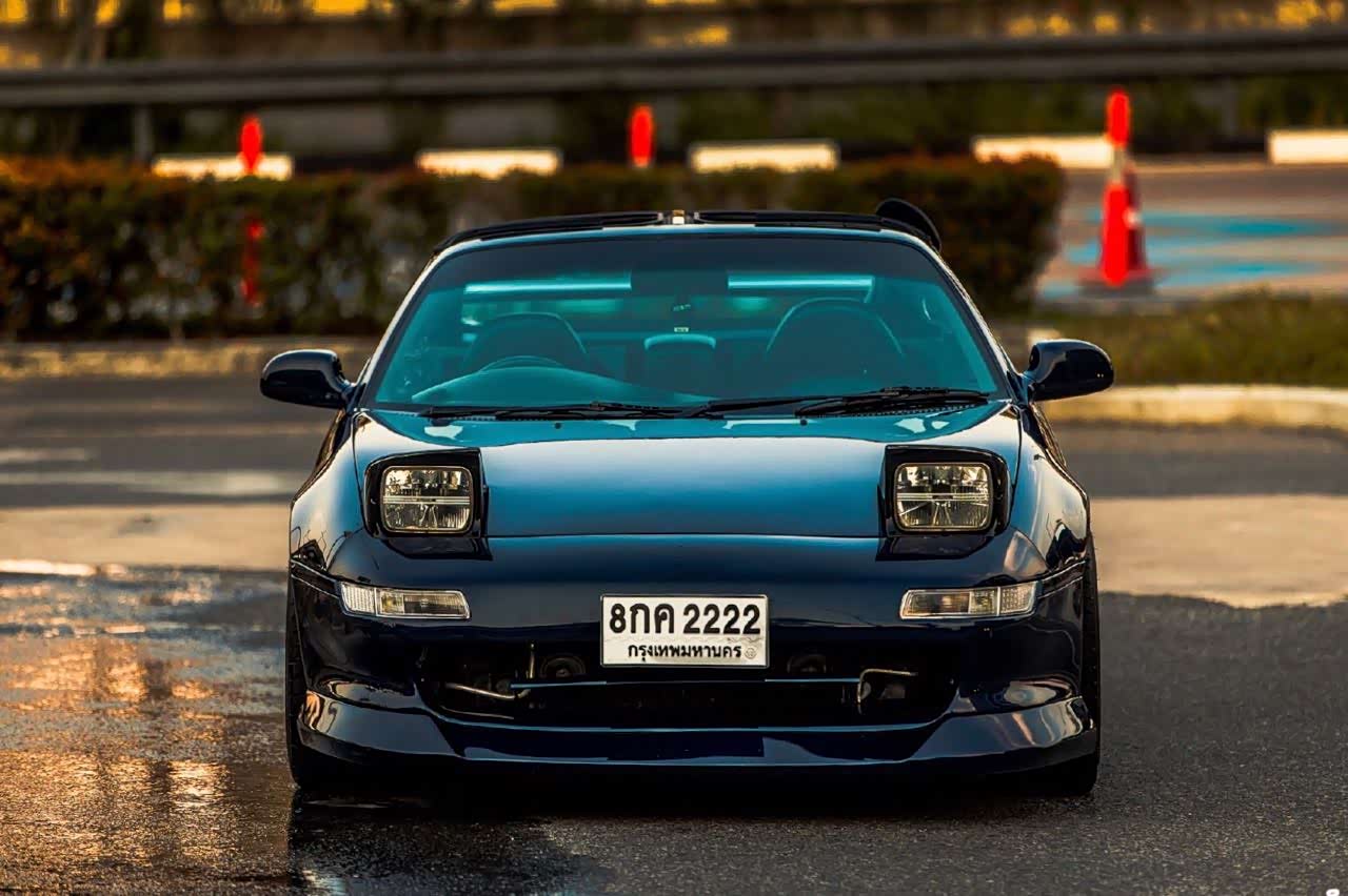 经典的丰田mr2喜欢吗超有年代感