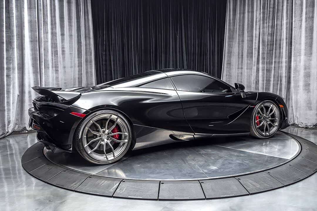 2018 迈凯伦720s 这算是高级黑吗?