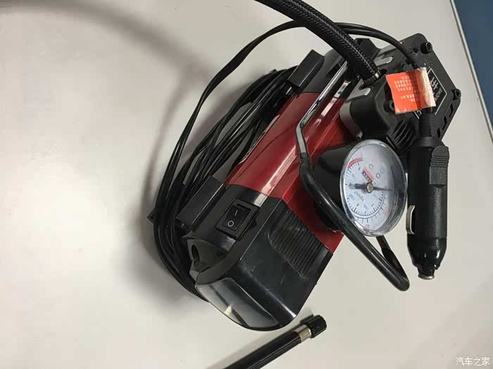 家家众测雨露均沾车载充气泵评测