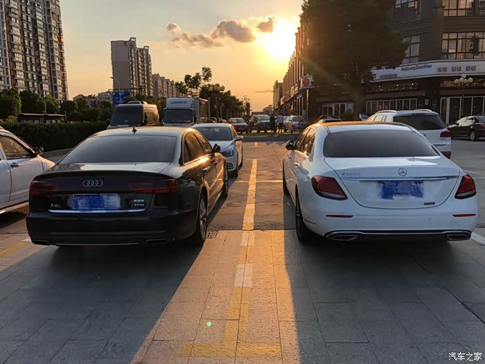 【图】随拍a6 vs e300_奥迪a6l论坛_汽车之家论坛