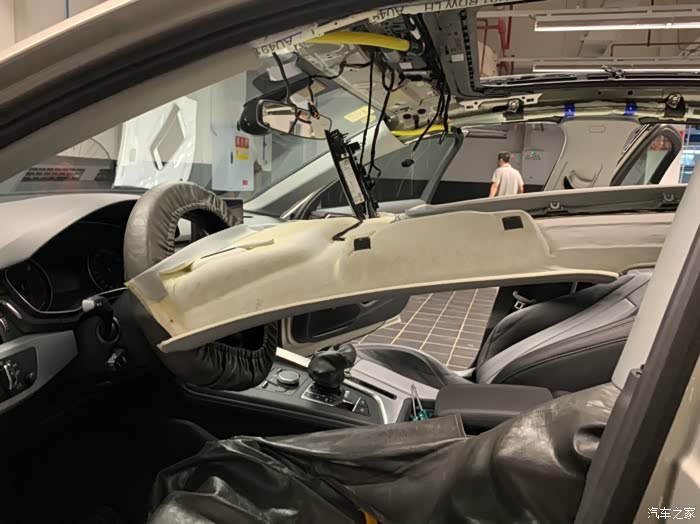 【图】明早去换天窗框架_奥迪a4l论坛_汽车之家论坛