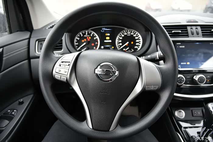 详解19款骐达智能屏实用性评测