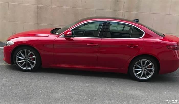 为情怀买单入手阿尔法罗密欧giulia