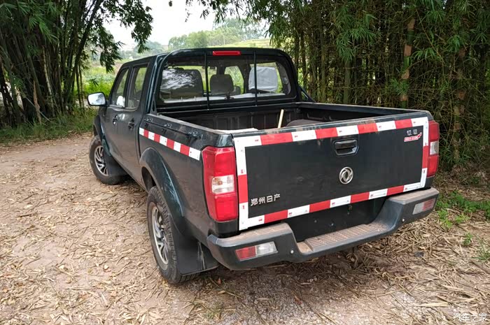 5t柴油四驱短货箱乞丐版,浅谈一千多公里用车感受_锐骐皮卡论坛_汽车