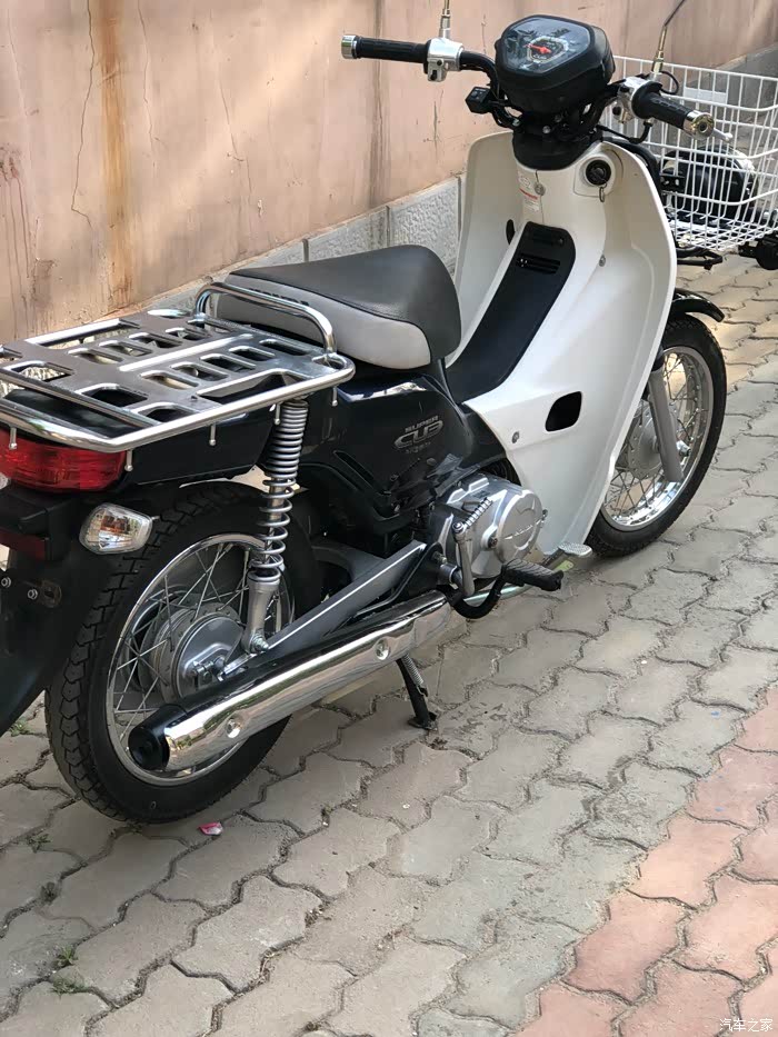 【图】自己收藏的两部本田幼兽50_摩托车论坛_汽车之家论坛