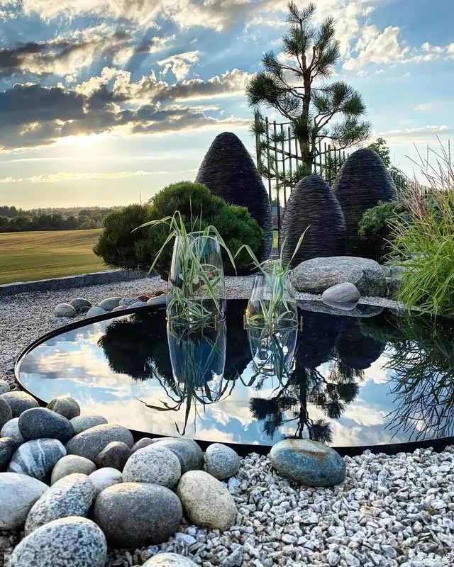 园林水景范畴较大静水是其中最基本的构成要素