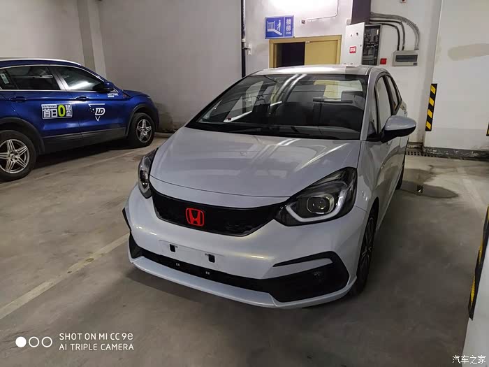 红标新飞度就是精神虽然假的但也开心