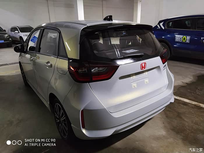 红标新飞度就是精神虽然假的但也开心