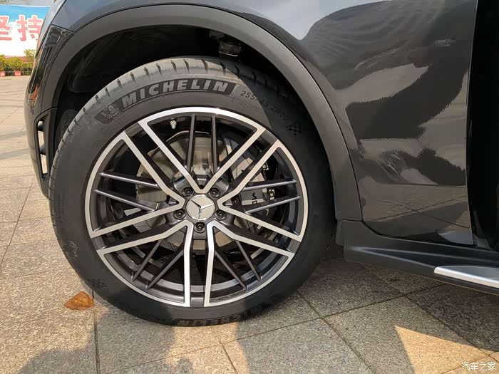 300动感石墨灰小改作业(中网 新款43轮毂 零星小改)