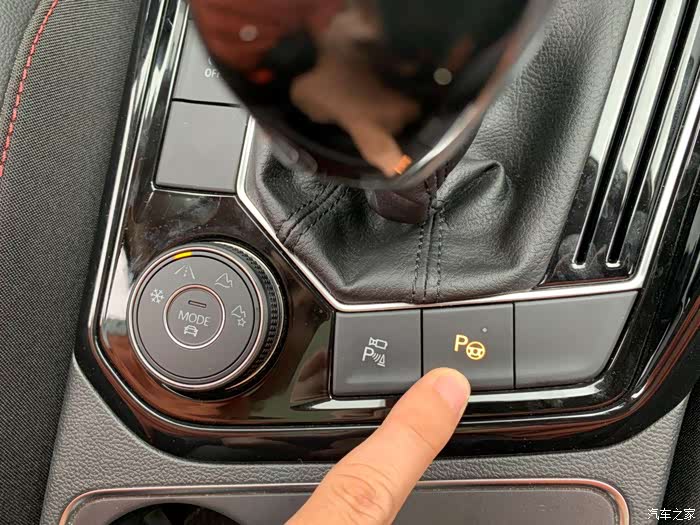 探岳试驾之功能体验篇———自动泊车