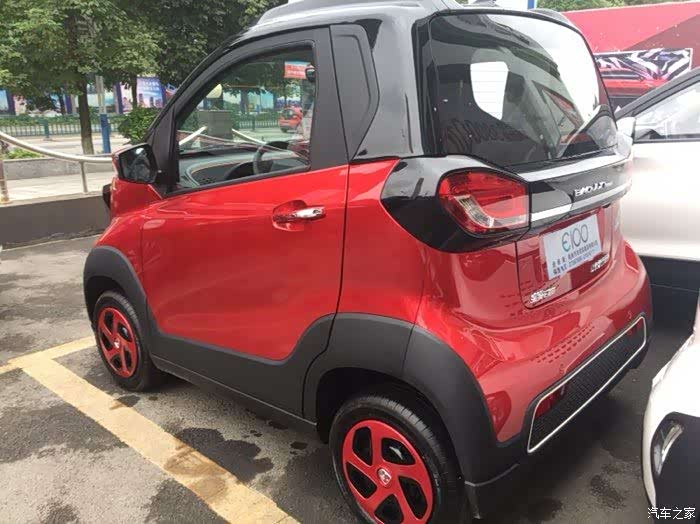 我是老刘,第一次体验宝骏e100小马驹!