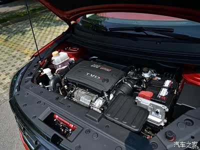 发动机搭载宝马技术的1.