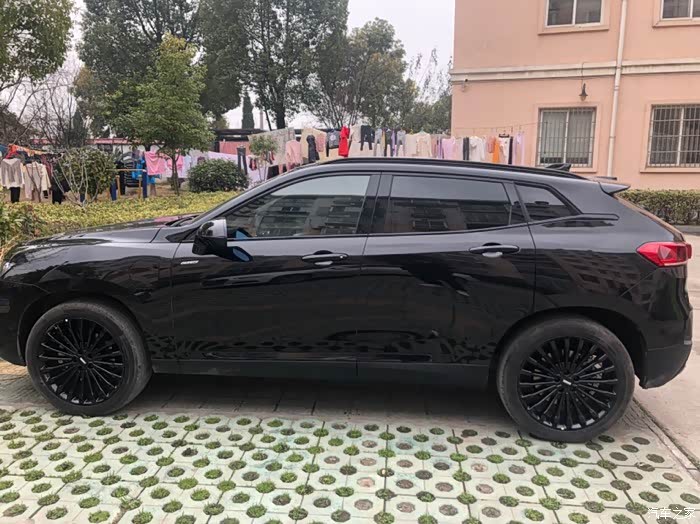 小区颜值担当长城p8