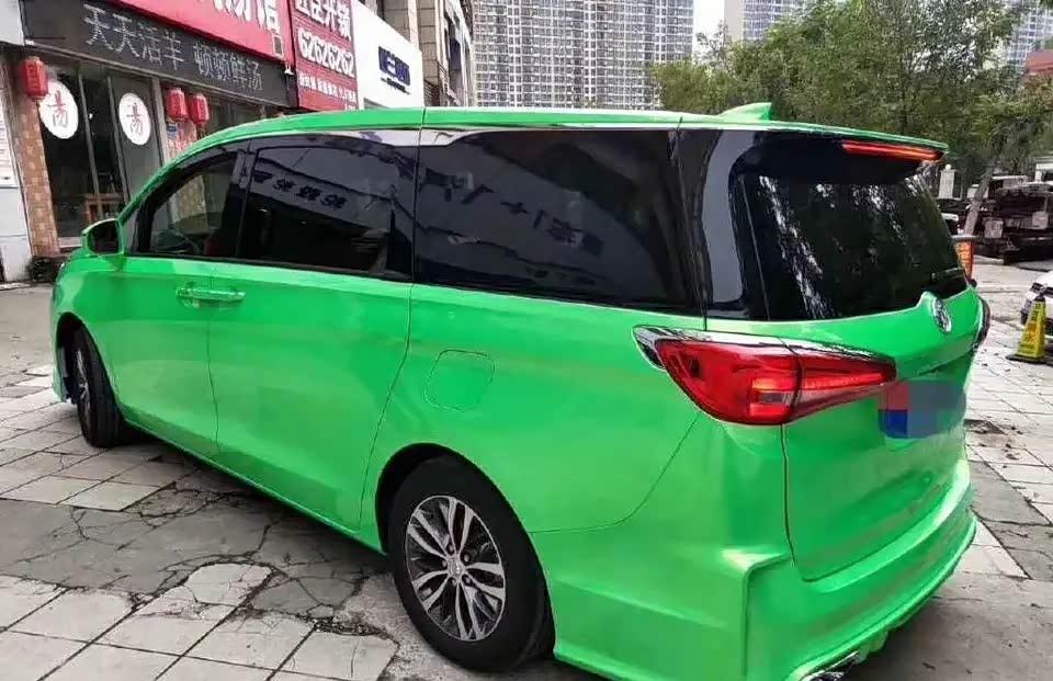 绿色的gl8好看吗