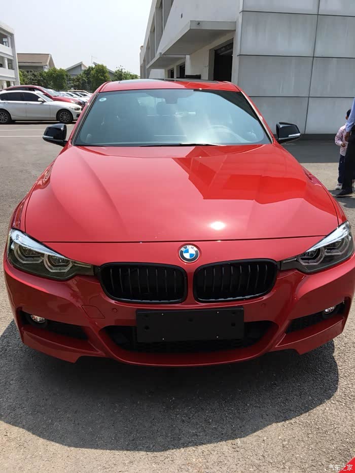 【图】红色330i 药液版,论坛唯一?_宝马3系论坛_汽车之家论坛