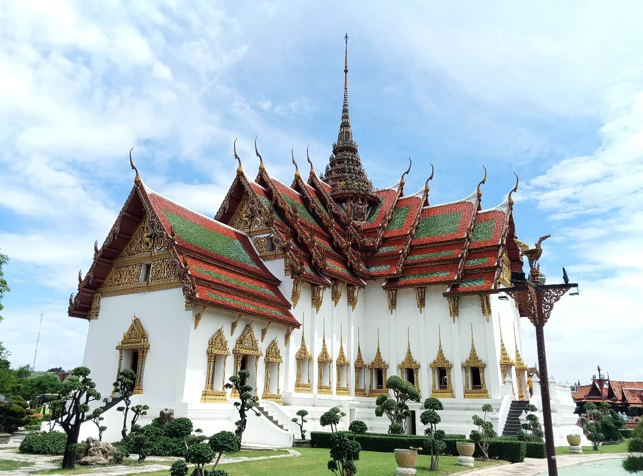 美丽的泰国大皇宫美景非常奢华