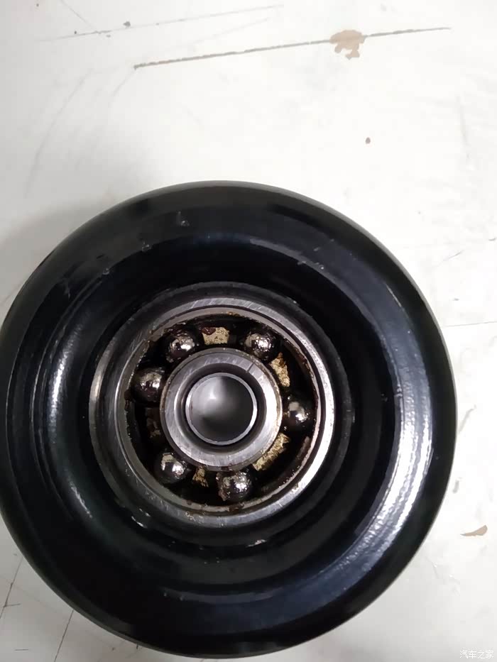 08骐达修复涨紧轮轴承