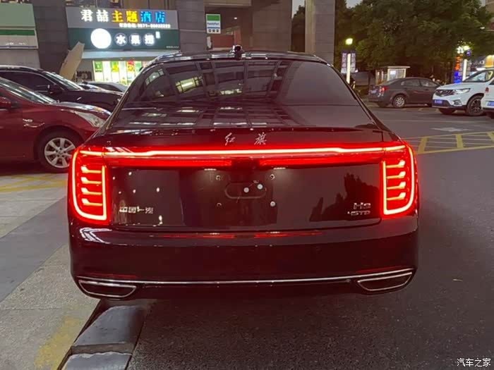 【图】夜幕中的大9,来秀灯光!_红旗h9论坛_汽车之家论坛