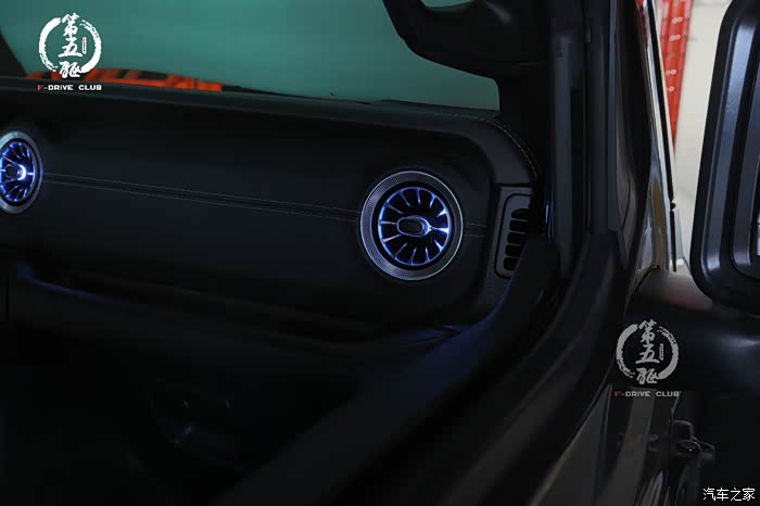 jl牧马人氛围灯全国首改