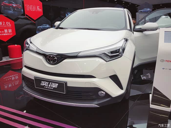 chr上市一周年2018款黑白双色豪华版国vi9000公里用车心得