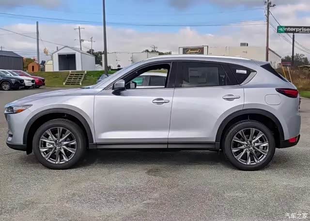 新一代马自达cx5正式亮相配25t引擎竞争奥迪q3