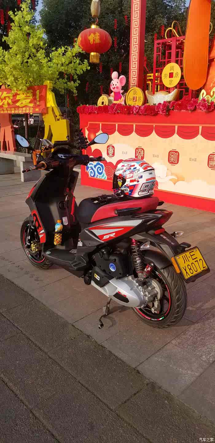 运动小摩托比亚乔三气门新台风