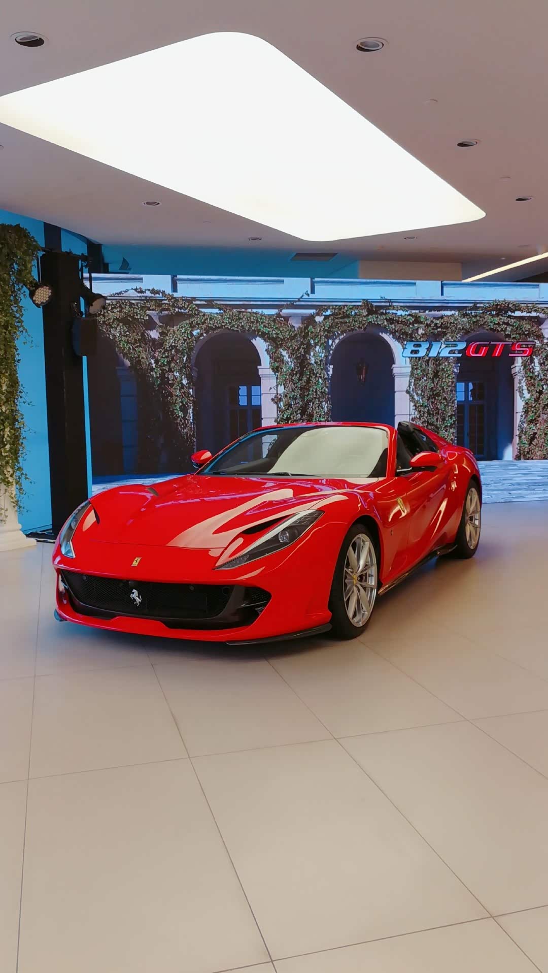 红色的经典色,法拉利的最爱