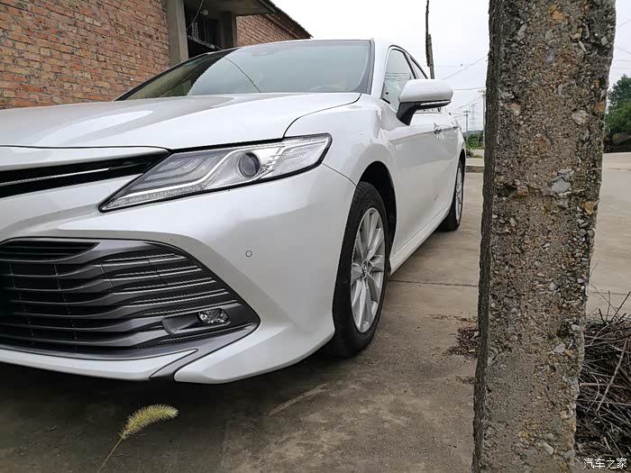 0凯美瑞哪些版本有米色内饰?