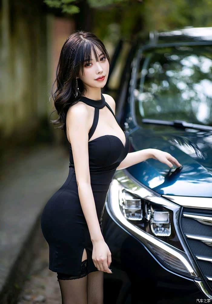 小姐姐太惊艳了,感觉比车子美多了,呵呵